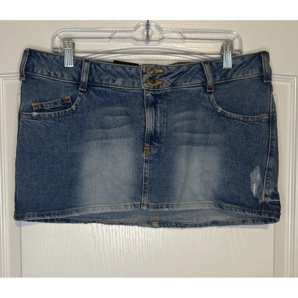 Fiorucci Denim Mini Skirt Womens Juniors Size 13 Jean Bedazzled Back Pockets NEW